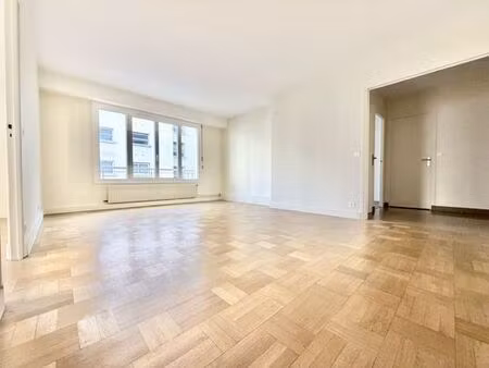 appartement de 2 pièces de luxe en location à neuilly-sur-seine  île-de-france