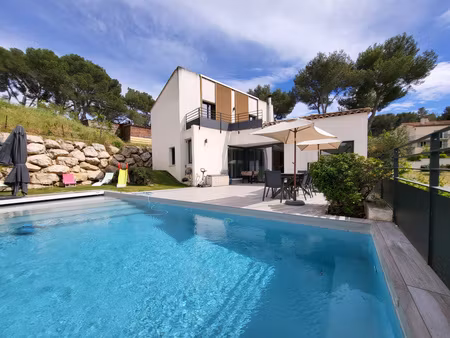 villa d'exception contemporaine a 15 minutes d'aix en provence
