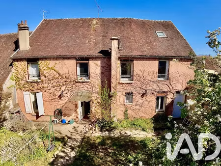 maison de village à villeneuve-l’archevêque (89190)