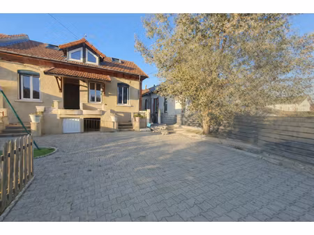 maison riorges 7 pièce(s) 130 m2