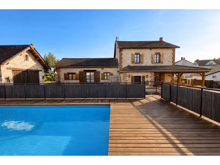 vente propriété 5 pièces 159 m² à cuisery (71290)  279 000 €