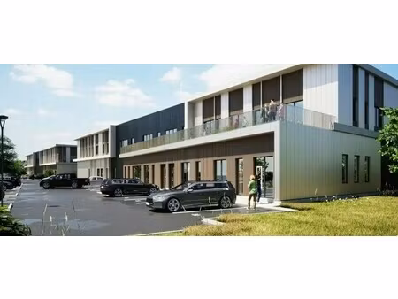 location local d'activités 956 m²