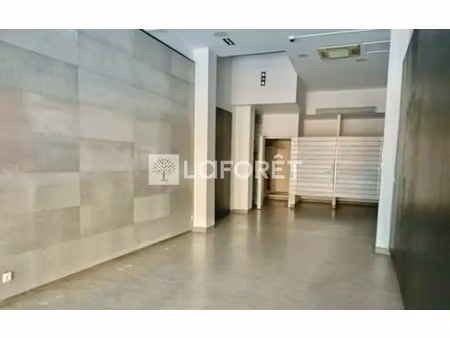 location commerce à valenciennes (59300)