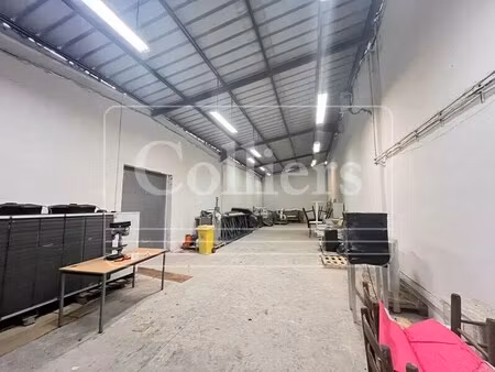 location local d'activités 160 m²