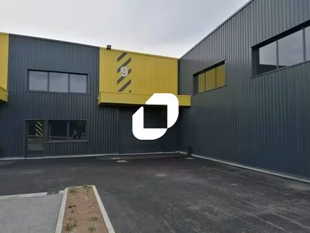 location local d'activités 538 m²