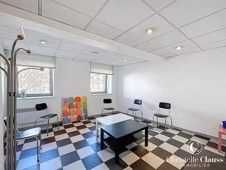 vente local d'activités 64 m²