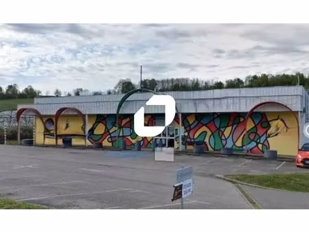 location local d'activités 1 530 m²