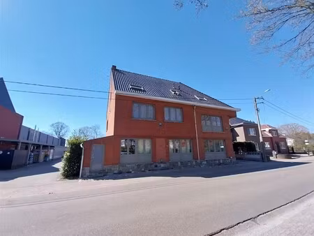 te huur: appartement met 1 slaapkamer in beringen!