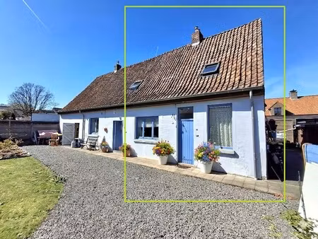 charmante kleine woning met tuin in het centrum van aarsele