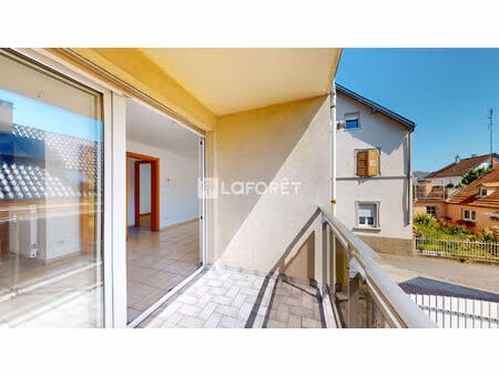 appartement bischheim 3 pièces 67 m² - terrasse - garage - cave - parking