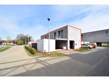 appartement te koop in tielen met 3 slaapkamers