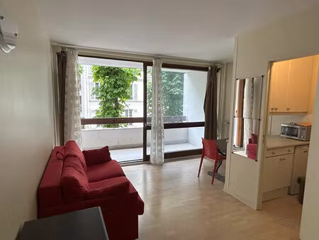location appartement 1 pièce 27m²
