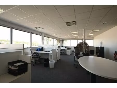 location bureaux 150 m² à 342 m²