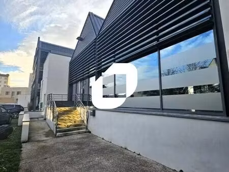 location bureaux 133 m² à 355 m²