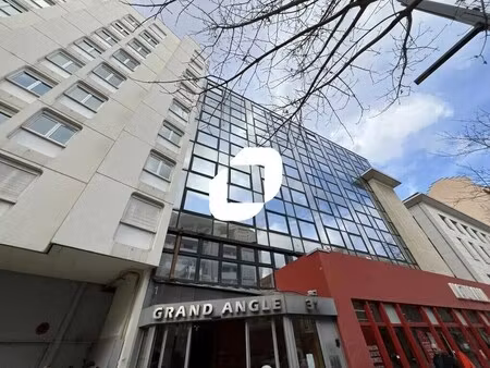 location bureaux 201 m²