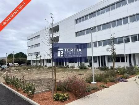 location bureaux 570 m² à 2 970 m²