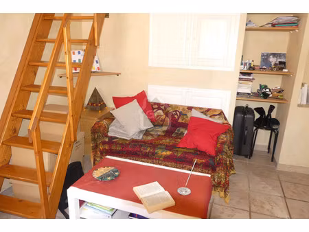 location appartement 1 pièces 16m2 nîmes 30000 - 399 € - surface privée