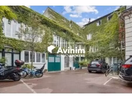 location bureaux 102 m²