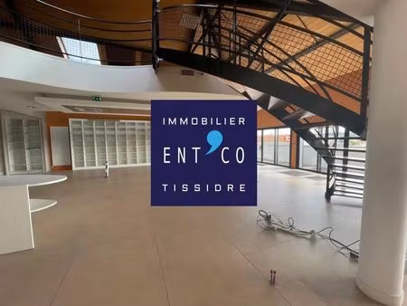 location bureaux 450 m²