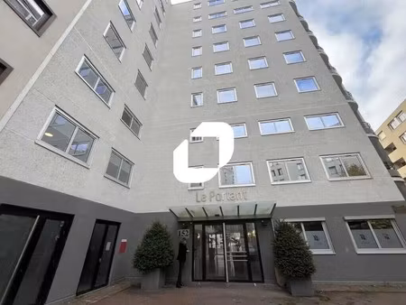 location bureaux 167 m²