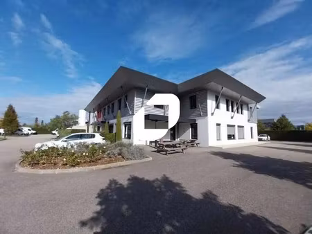 location bureaux 1 535 m²