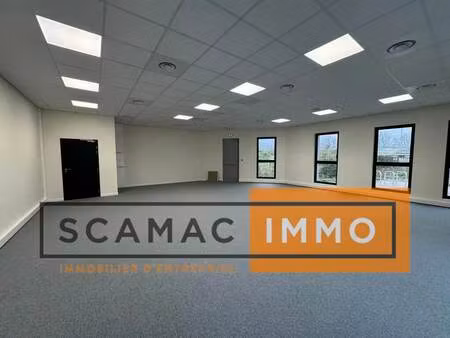 location entrepôt salon de provence 13300 115m²