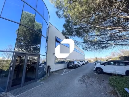 location bureaux 295 m²