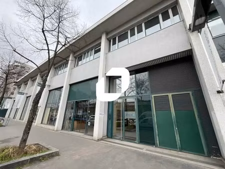 location bureaux 993 m²