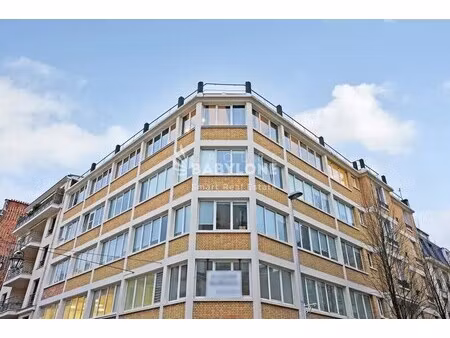 location bureaux 328 m²