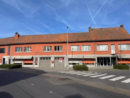 commercieel te koop in langemark-poelkapelle met 6 slaapkamers