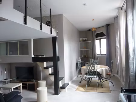 montrond les bains proche gare appartement meuble avec cave