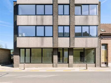 commercieel te koop in beveren-kruibeke-zwijndrecht met 11 slaapkamers