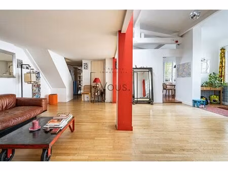 duplex spacieux à deux pas de la place de la bastille (paris xiie)