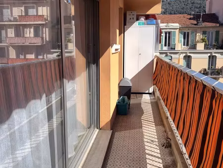 location appartement 1 pièce 37 m² à nice (06300)