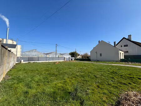 terrain faremoutiers