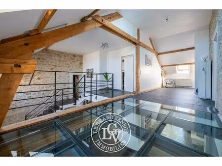 samois sur seine - maison de village repensée en style