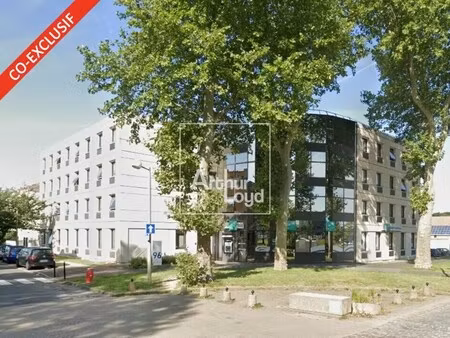 location bureaux 218 m²