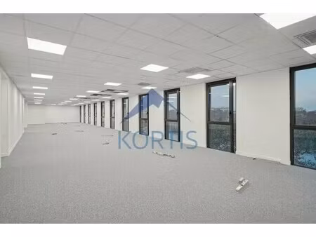 vente bureaux 170 m² à 1 110 m²