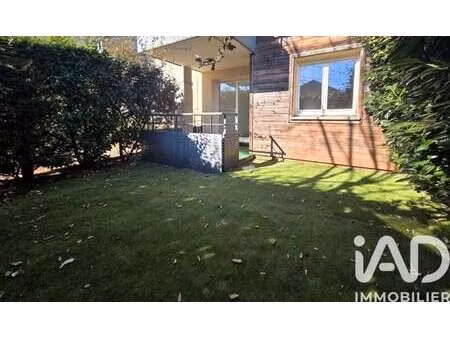 vente appartement 3 pièces piscine à onet-le-château (12000) : à vendre 3 pièces piscine /