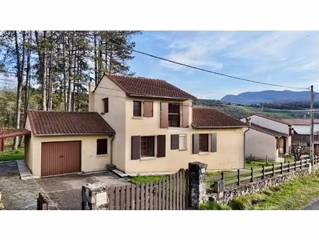 charmante maison à montjoie-en-couserans