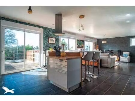 vente maison à scaër (29390) : à vendre / 125m² scaër