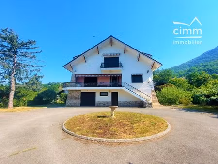 la buisse a vendre maison familiale