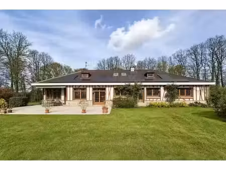 majestueuse maison familiale de 303m²  2ha de parc