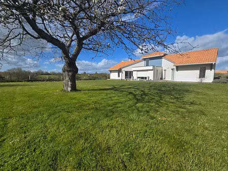 vente maison 6 pièces 170 m² à chemille (49120)  443 100 €