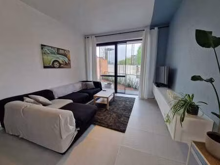 ruim gelijkvloers appartement  2 slpk  zuidgericht terras...