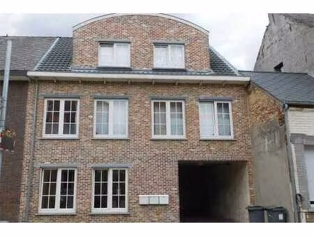 gelijkvloers app centrum schriek met 1 slpk + tuin + auto...