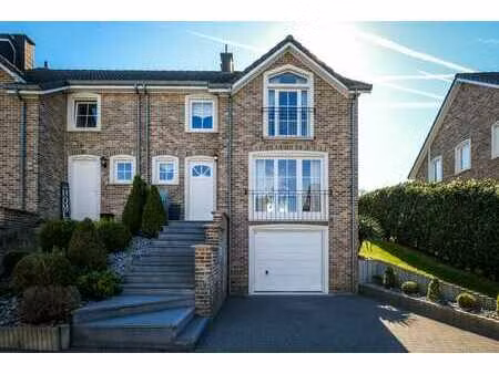 maison meublee et confortable - idéalement située