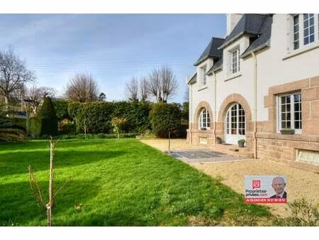 maison rénovée en centre-ville  proche des commodités