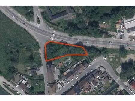 terrain constructible 1040m² à tubize