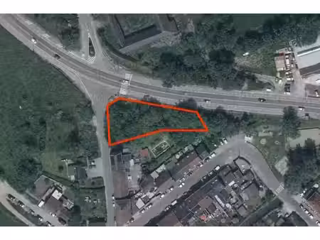 terrain constructible 1050m² à tubize